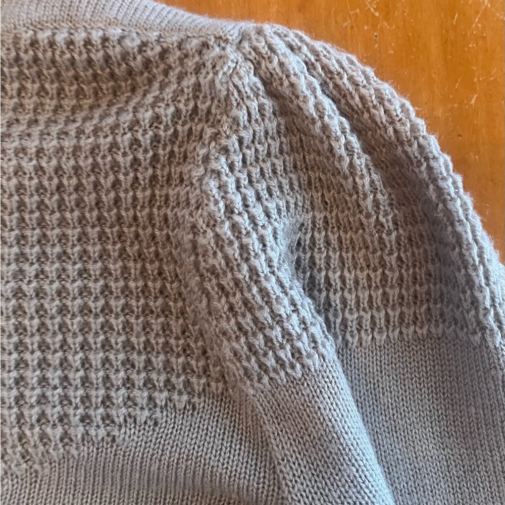 Vintage Andrew St. John Light Gray Knit Sweater-Medium - Picture 4 of 4